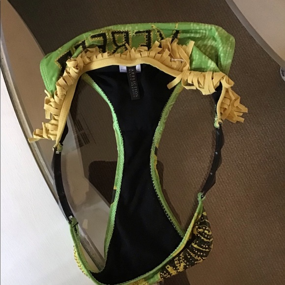 Affliction swimsuit - Picture 3 of 4